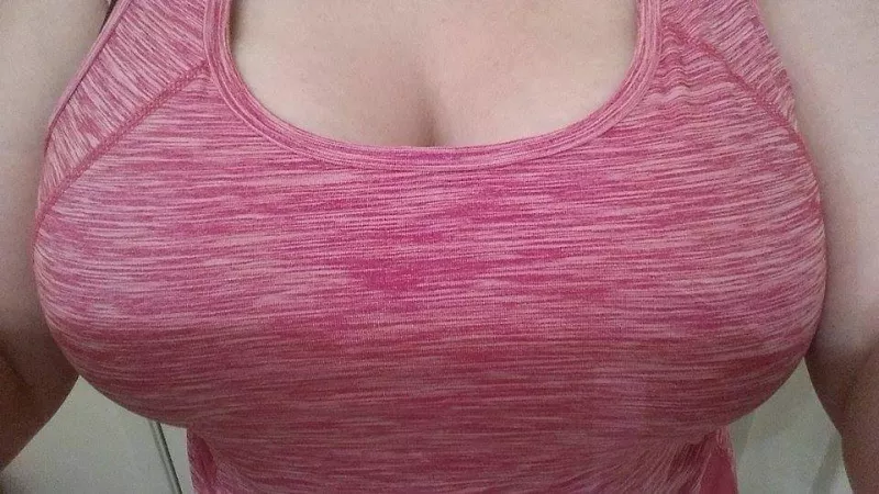 The reason I stopped going to gyms and started doing my workouts in private.