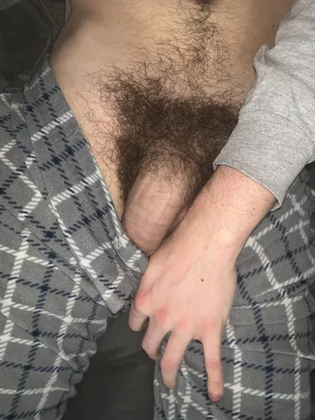 Thinking about fucking my straight roommate :/