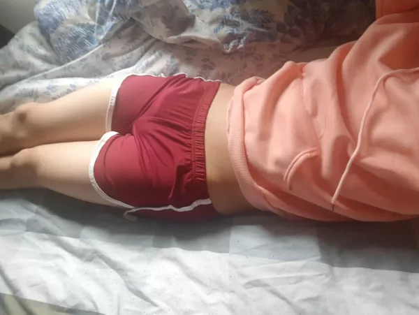 This looks like a comfy enough outfit for everyday 🙈🥰