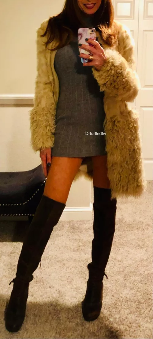 This weather makes great short dresses and tall boots. 59(f)