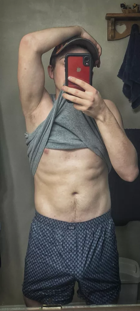 Thoughts on hairy guys🤔