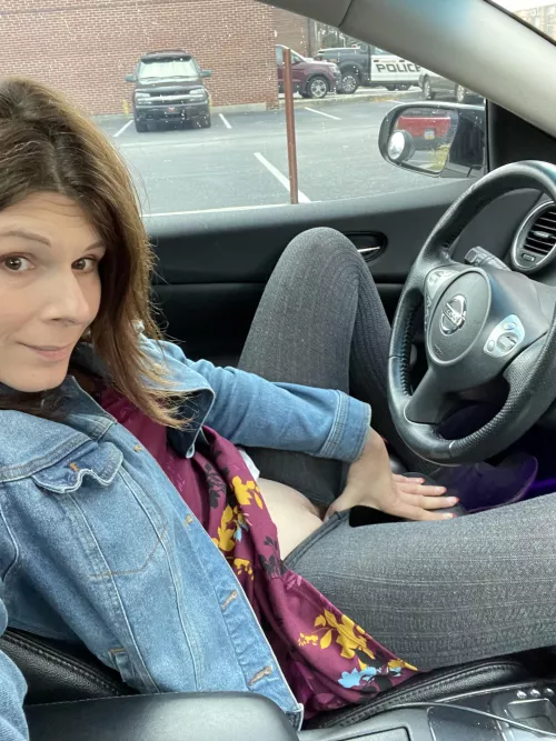 Tights keep my legs warm…your hands can keep my other parts toasty (39F)