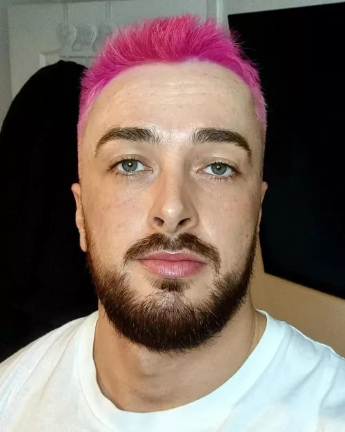 To support a friend and to honour breast cancer awareness month, I've made myself look like the biggest boob there is...