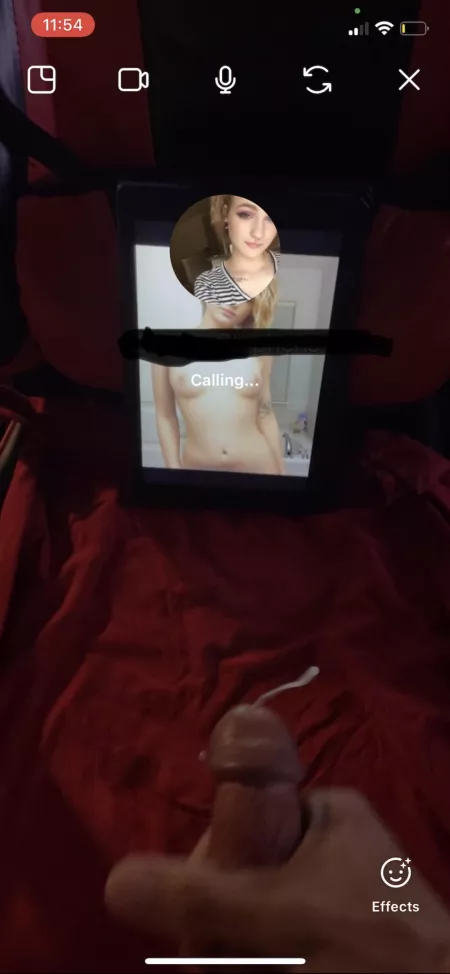 Too bad she didn’t answer 😔