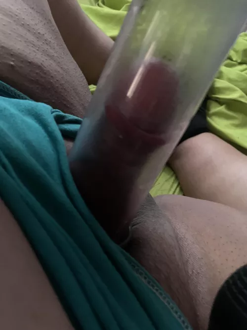 Took a couple bumps n now having a couple pumps enjoy😊