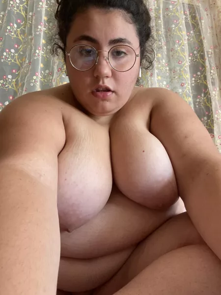 Took this by accident😂 whatcha think of my candid?