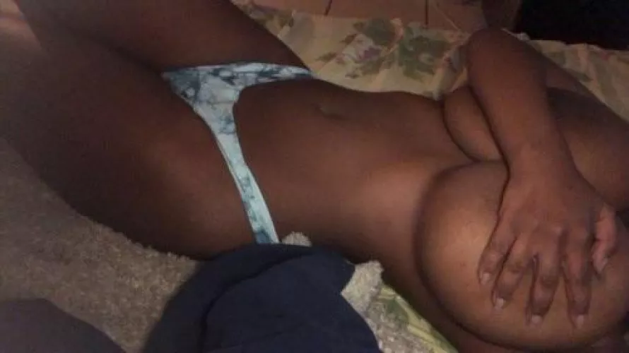 Trade my girl she’s 19 dm me to see more must send normal pic to start