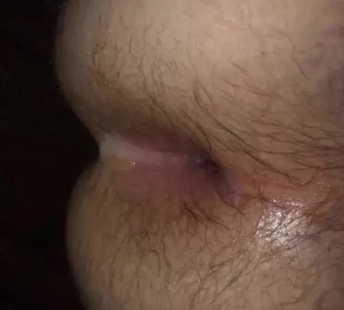 Tried to keep it in there but it was flowing out 💦