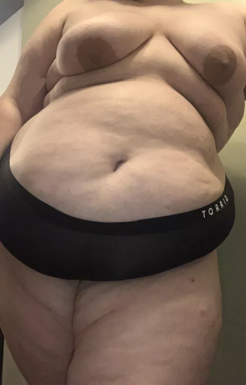 under blue moon i saw you, so cruelly you kissed me