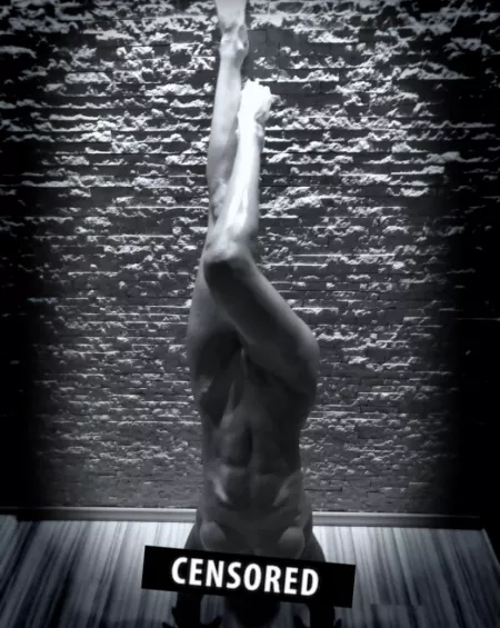 Upside down abs hehe 😈 chat me if you like them xo