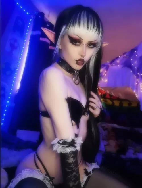 Ur local succubus slut ₊˚.༄♡