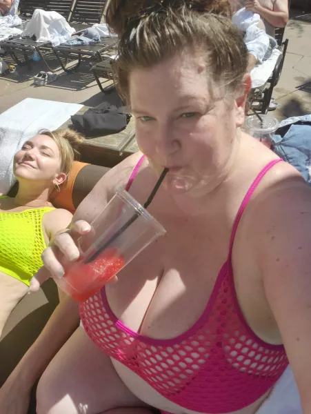 Vegas baby 🍹 [49F]