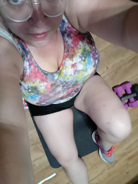 Very hard 30 min work out, who is up for the rub down.