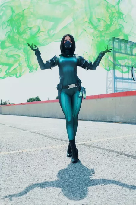 Viper from Valorant cosplay by Dessyyc