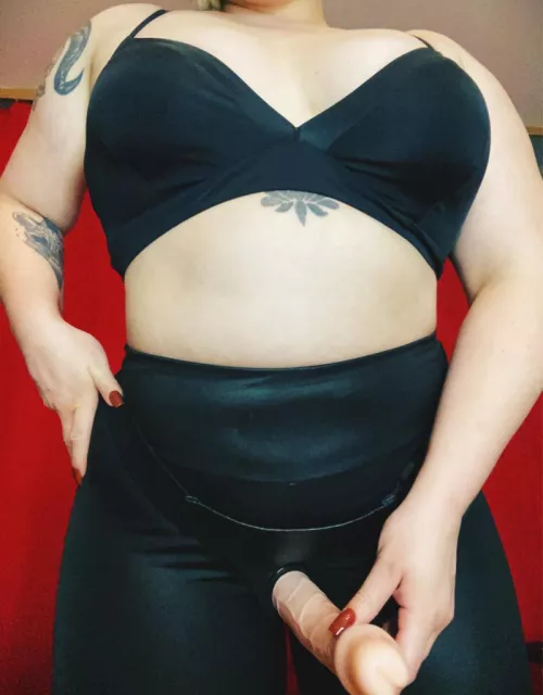 Wanna fuck? 💦🍆