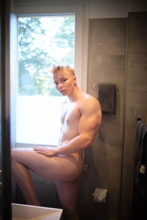 Wanna push it in me?