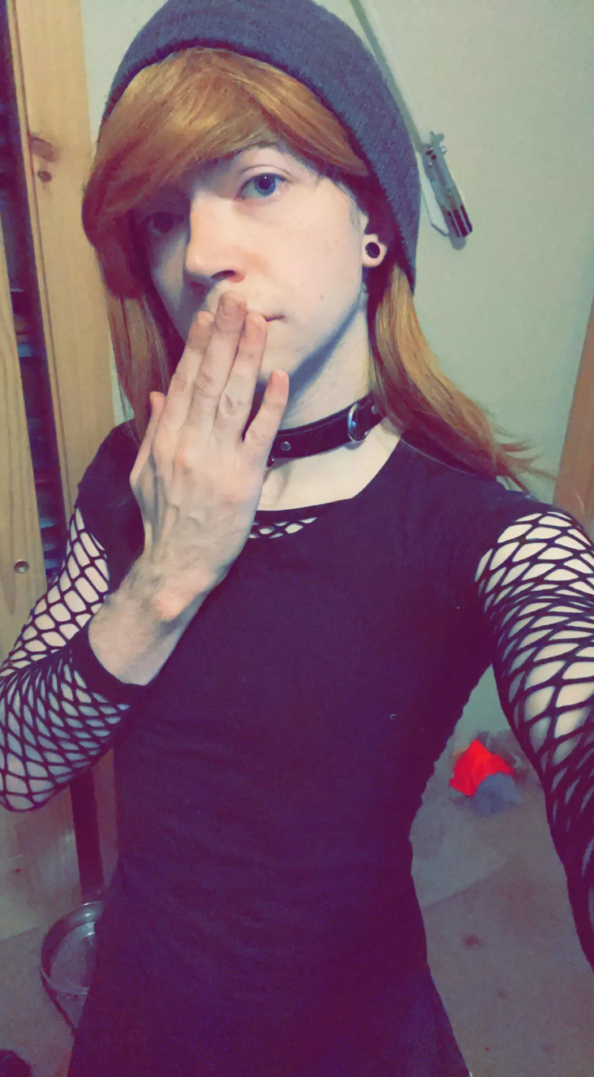 Want a kiss? 💋