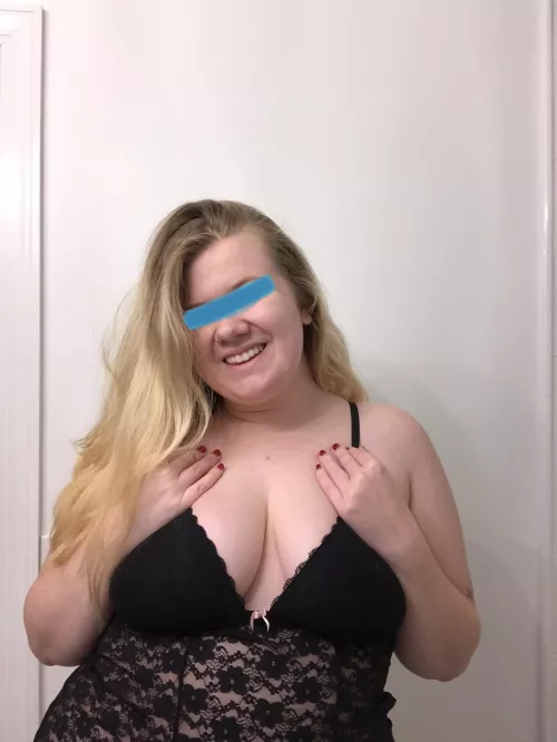 want to see more? link in comments! 💘 NO PPV! uncensored&fully nude pics&vids, dick ratings, fetish friendly!