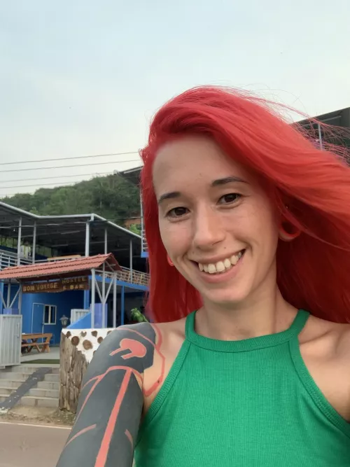 Was feeling cute and wonder if I look that way