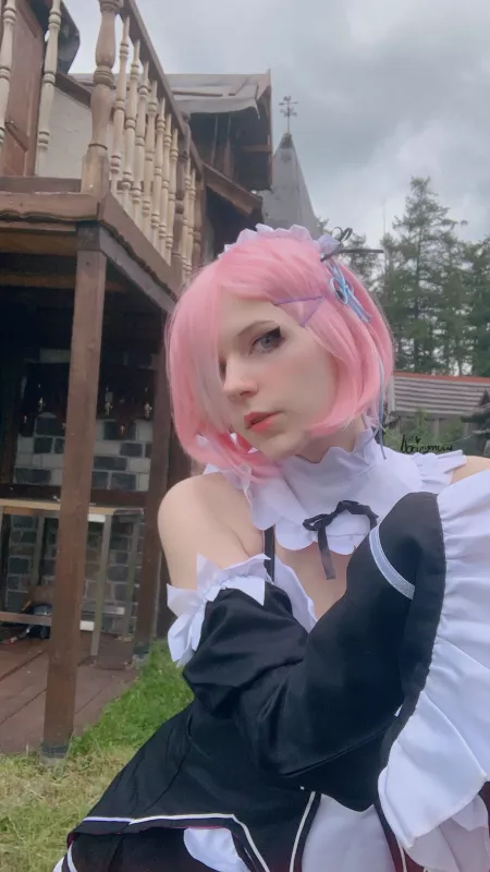 What can I do for you today? Do you enjoy my makeup?