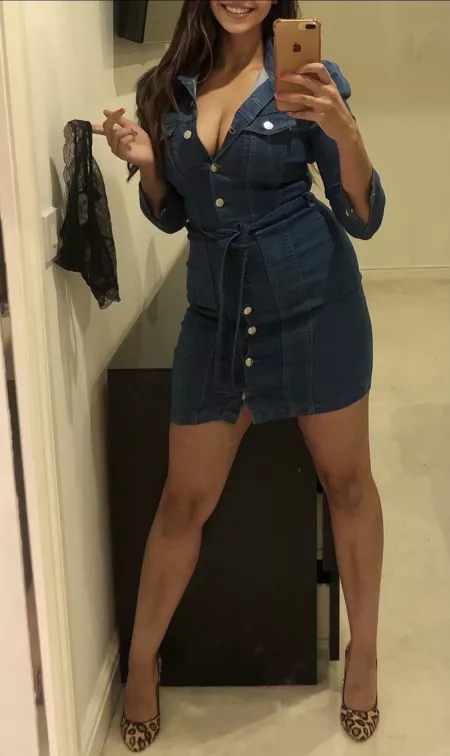 What do you think guys should I have put these panties on or not? British Asian 💋😈💦