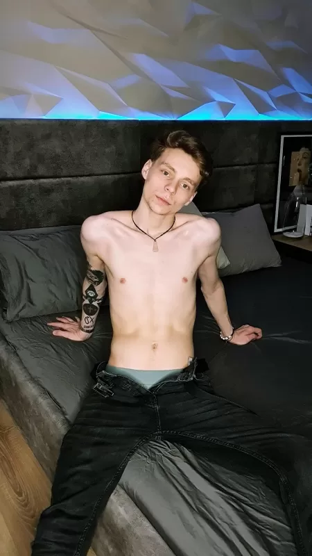 What was the last game you have played? I played Last of us 2 part and it was damn awesome, but after I sold my ps4😖