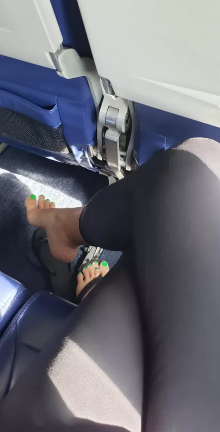 What would you do if I was sitting next to you on the plane like this?