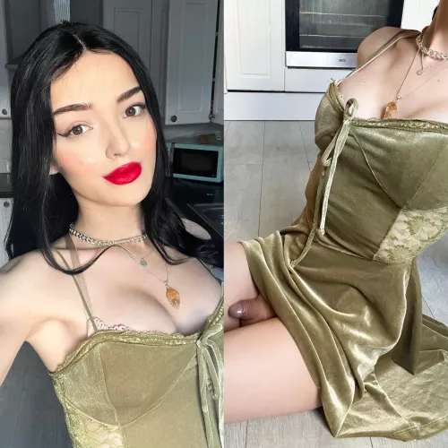 What would you do if we went on a date and I told you to go under the table and my girlcock was hanging out like this…