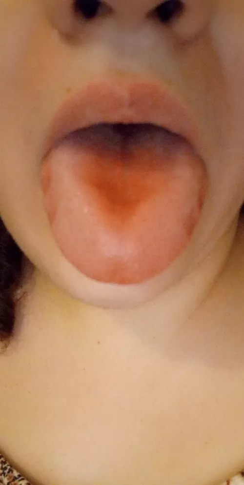 When candy stains your tongue red 🍬 🍓It's the Little things 🥰