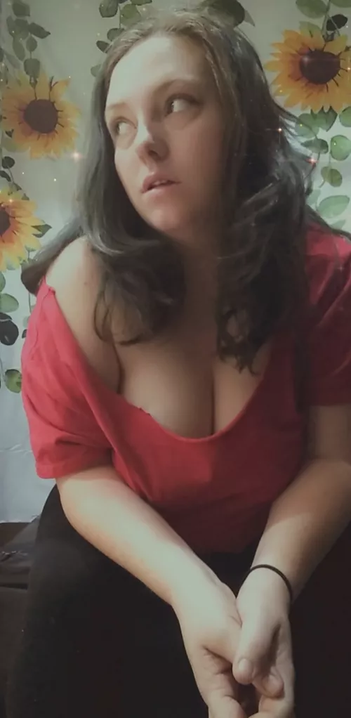 When he keeps talking about Warhammer but you want to suck his soul out through his dick 😌😇