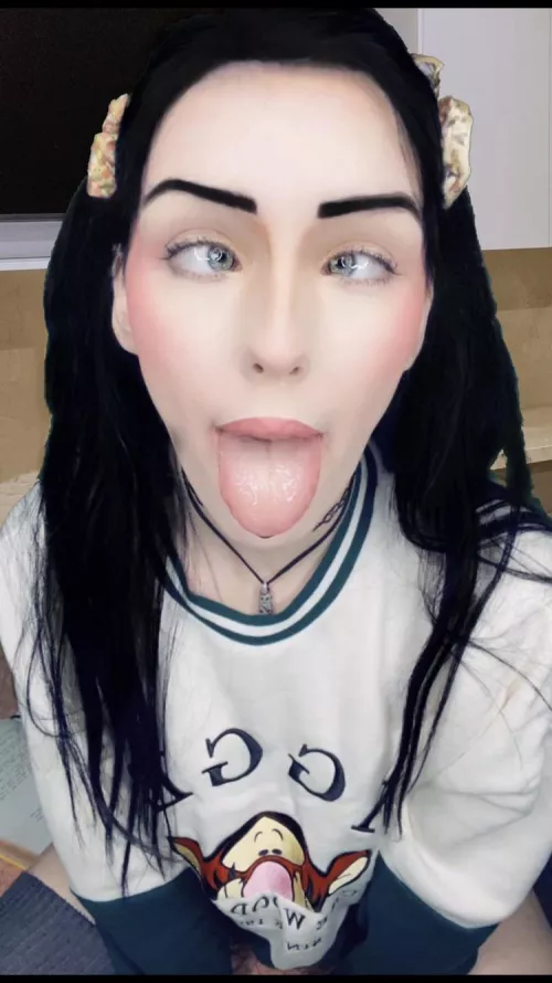 Where do you wanna cum first?