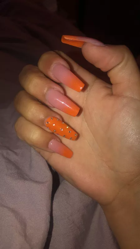who loves a good set of nails 😝