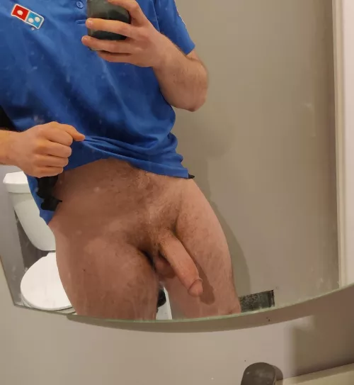 Who wants a sausage pizza? 👉👈