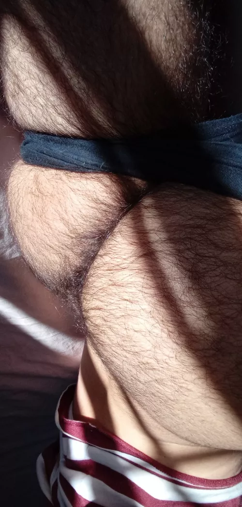 Who wants to bury his face here? 🤭