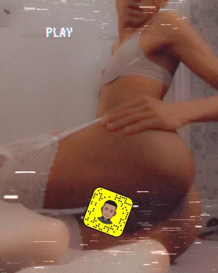 Who wants to fill my tight hole x kik a1hundred_