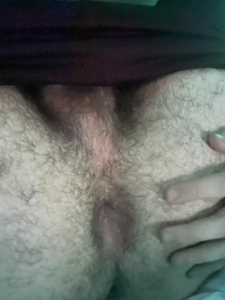 Who wants to fuck my virgin hole? 🥺