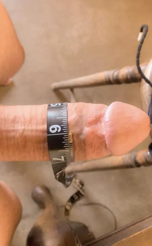 Who wants to grab a 6er while they’re out? 🍻