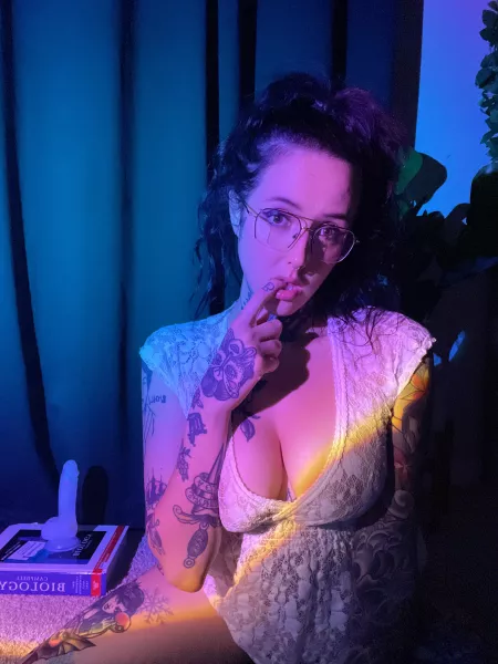 Who wants to help me study? 🥺