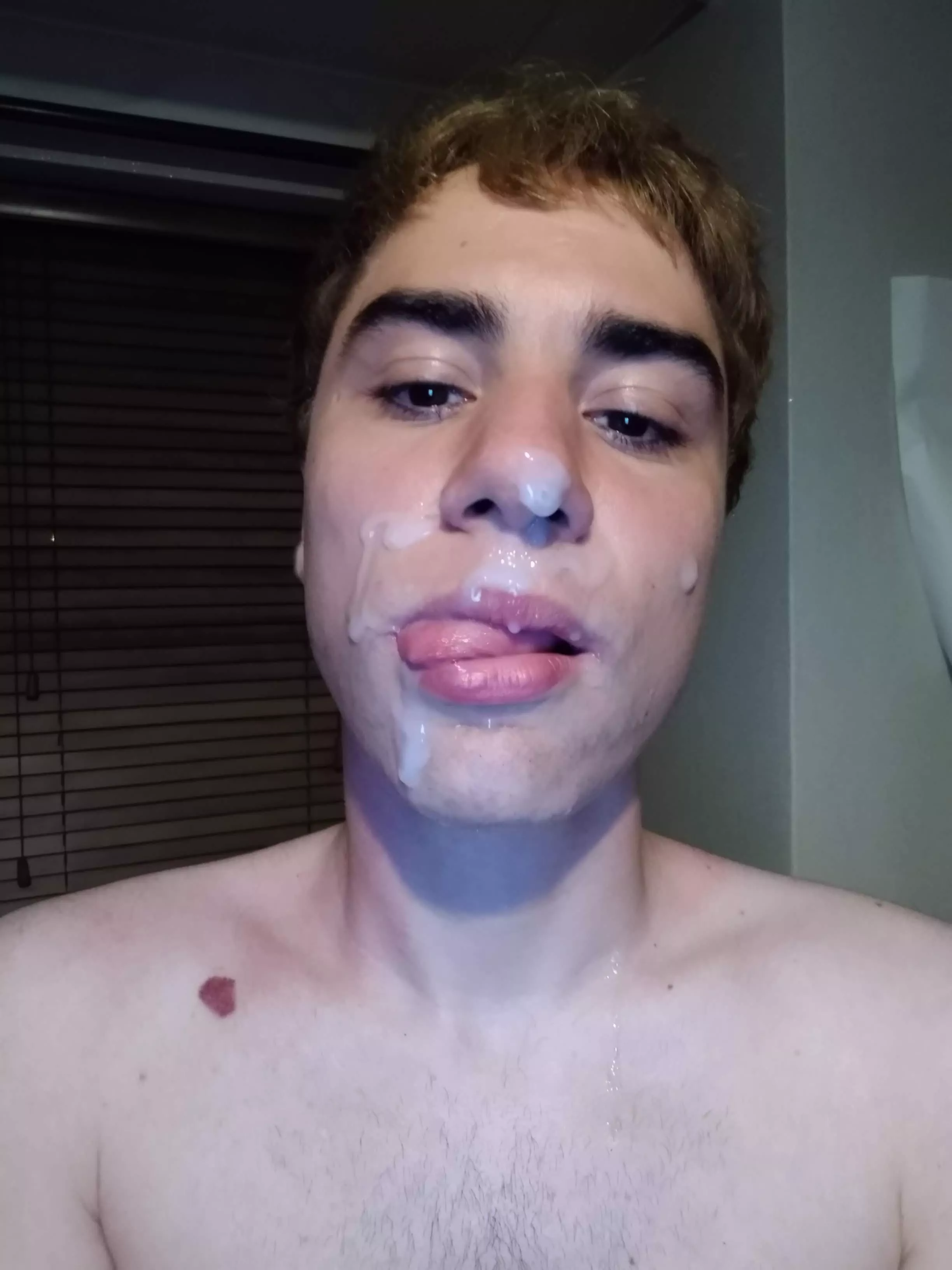 Who wants to paint my face like this? 🍆💦😍