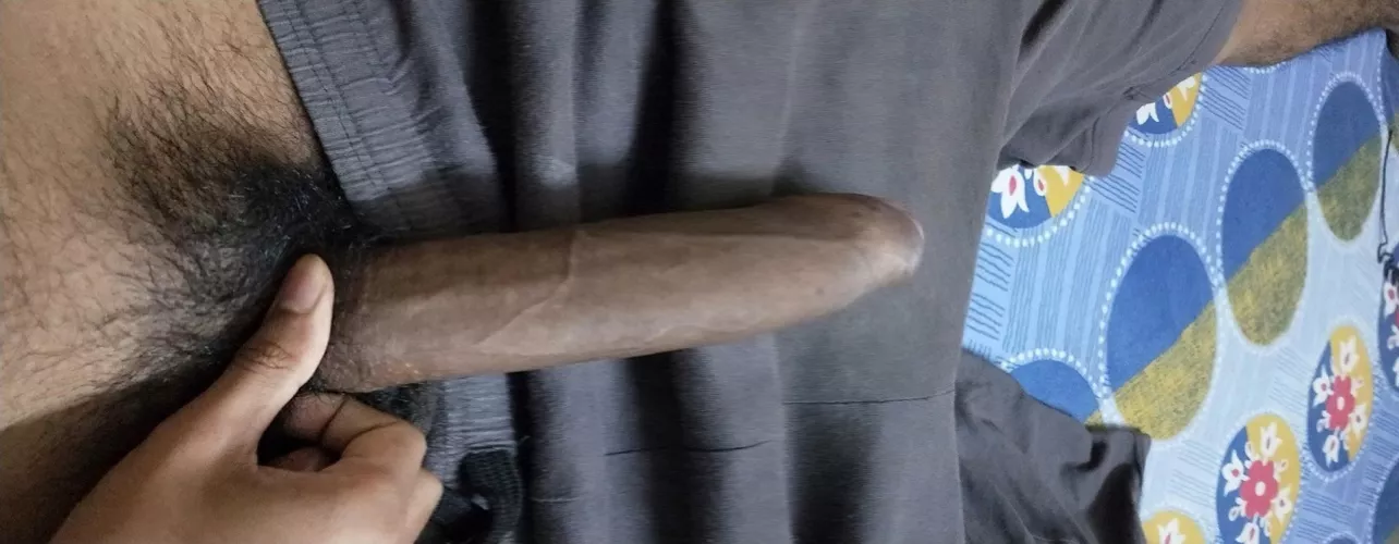 Wii it be bigger than the size of ur face? 😅Send me urs opinion........😉nd If u can then rate this out of 10....... 😄🍆