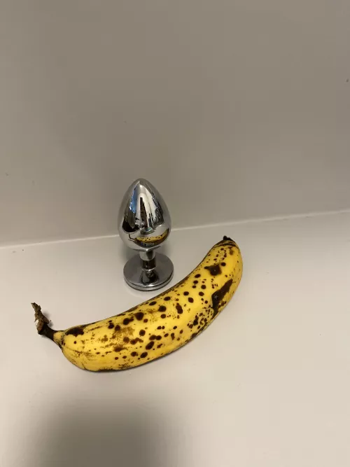 Will wear this to IKEA in a minute let’s see how many married men well stare when they see up my skirt. [F22]