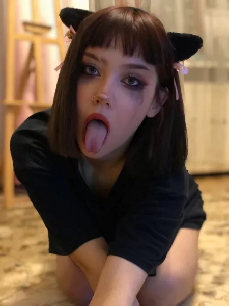 Will you undress me? 🤤A gift from me awaits you 😏 You know where to find more 😋