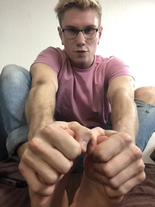 winter is coming, keep your feet warm