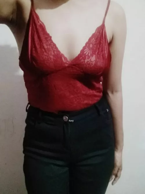 Would you approach me, if you saw me in this in a supermarket? (F)