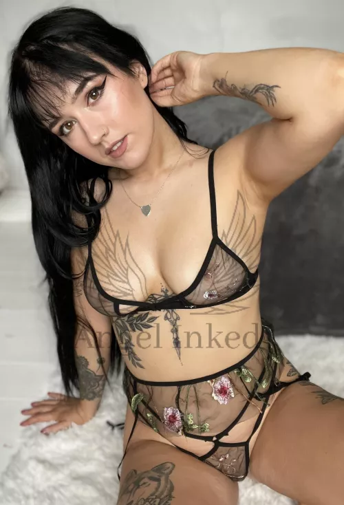 Would you date a girl like me?