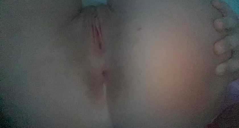would you fuck my virgin asshole? 🥵