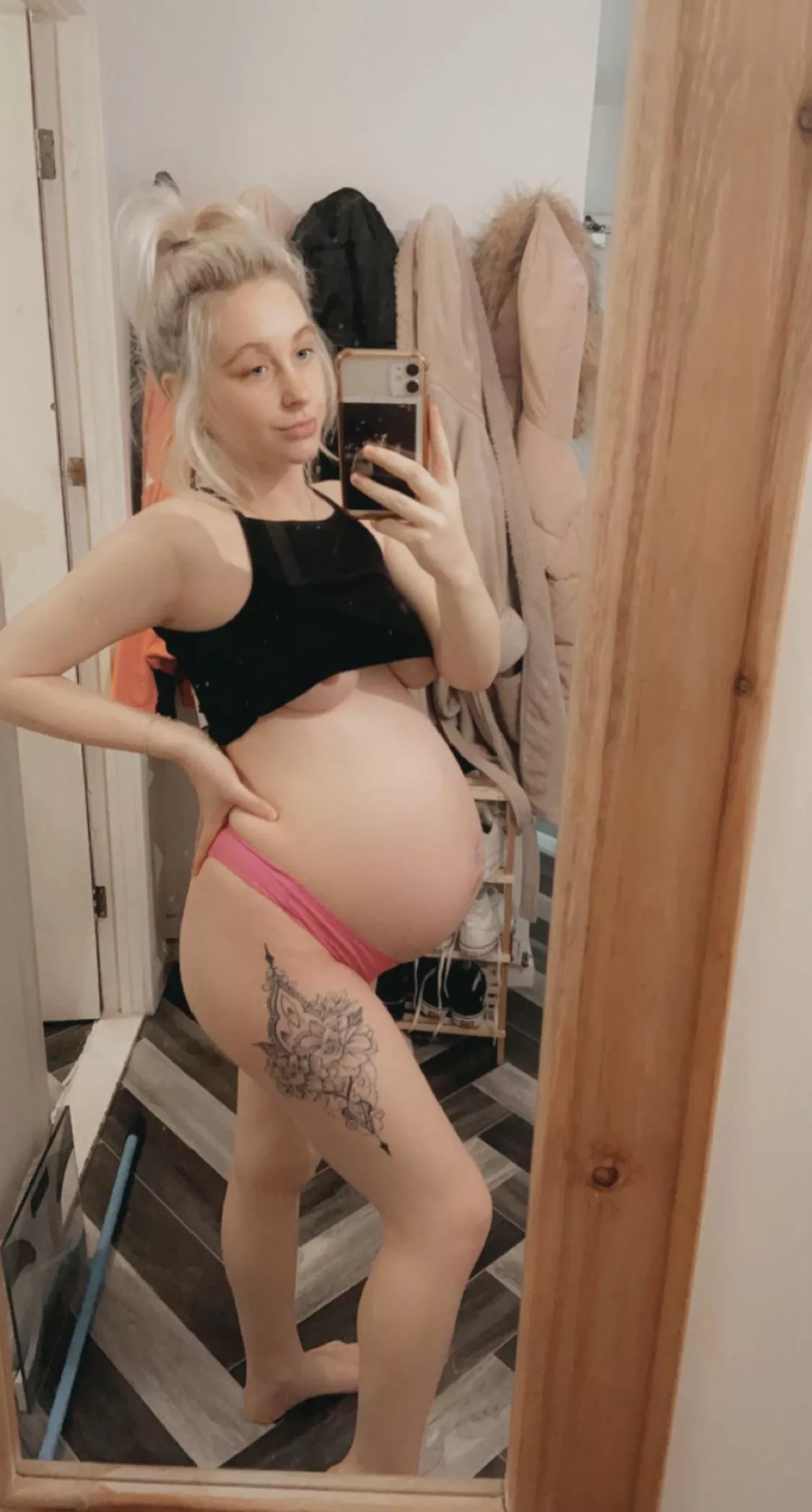 Would you go with a 19 year old pregnant girl?🙈💞