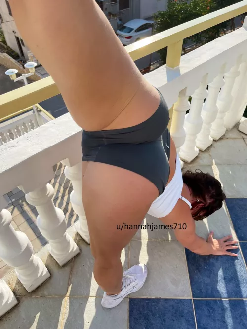 Would you stare at my ass if we went to the same gym?