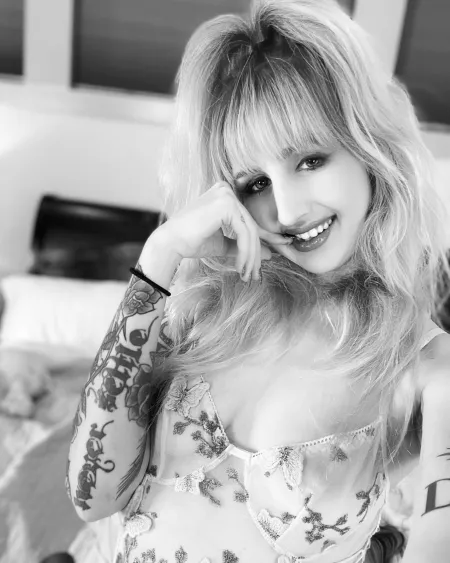 Would you take me on a date?