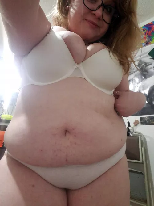 yay finally friday :3